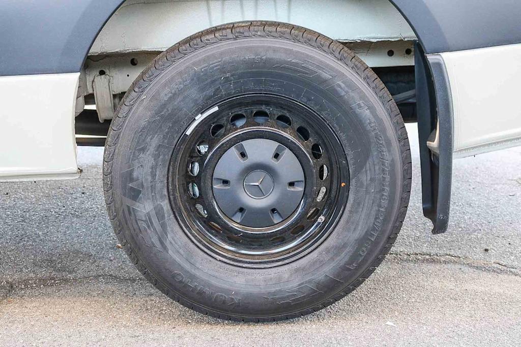 Thumbnail: 2025 Mercedes-Benz Sprinter - 7