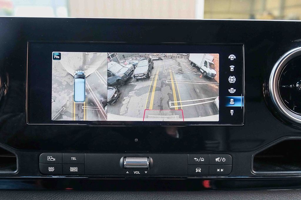 Thumbnail: 2024 Mercedes-Benz Sprinter - 30