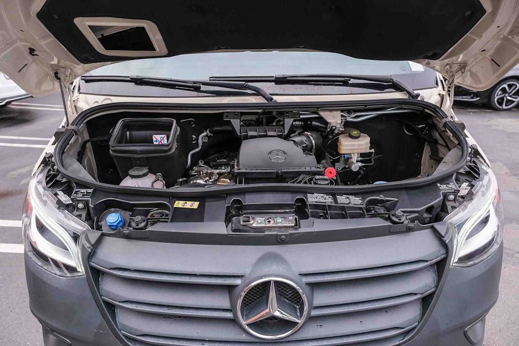 Thumbnail: 2024 Mercedes-Benz Sprinter - 8