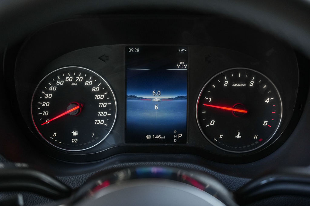 Thumbnail: 2026 Mercedes-Benz Sprinter - 12