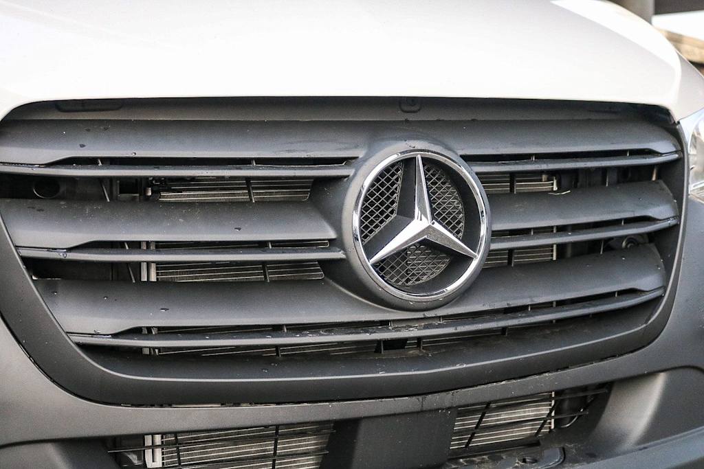 Thumbnail: 2025 Mercedes-Benz Sprinter - 6