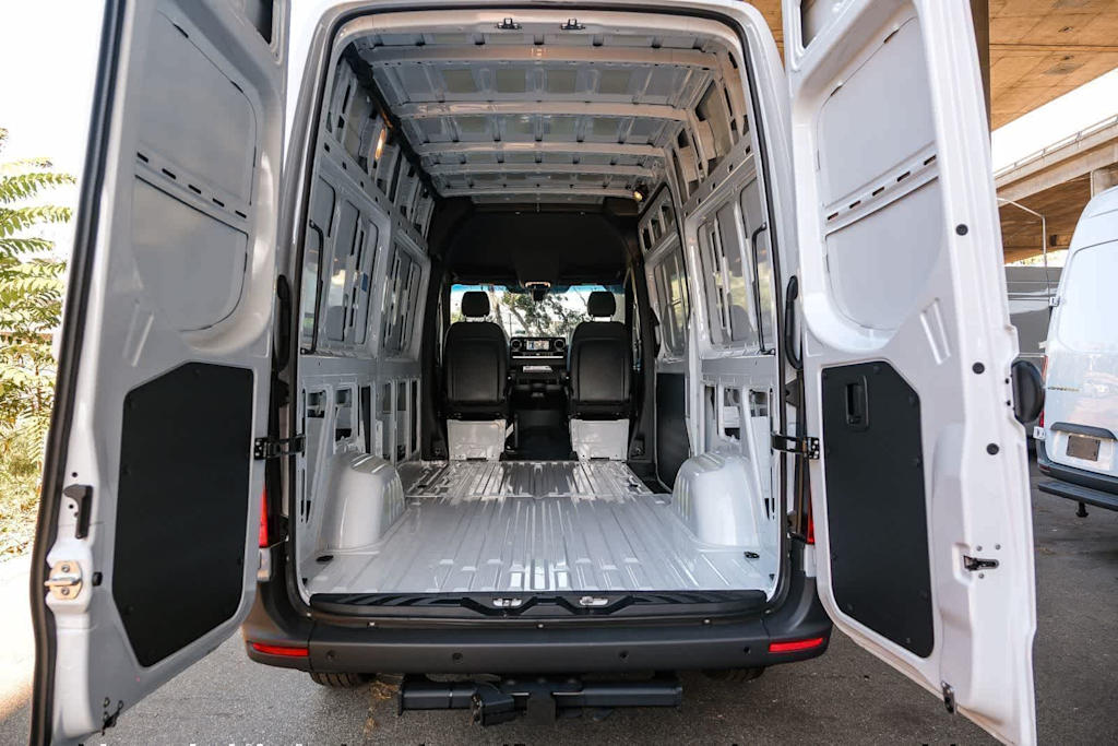 Thumbnail: 2026 Mercedes-Benz Sprinter - 29