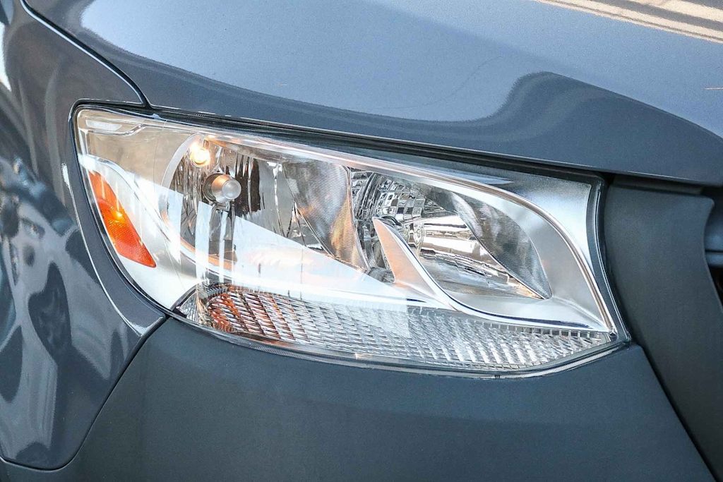 Thumbnail: 2024 Mercedes-Benz Sprinter - 17