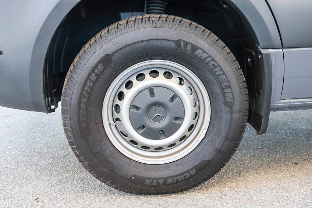 Thumbnail: 2024 Mercedes-Benz Sprinter - 21