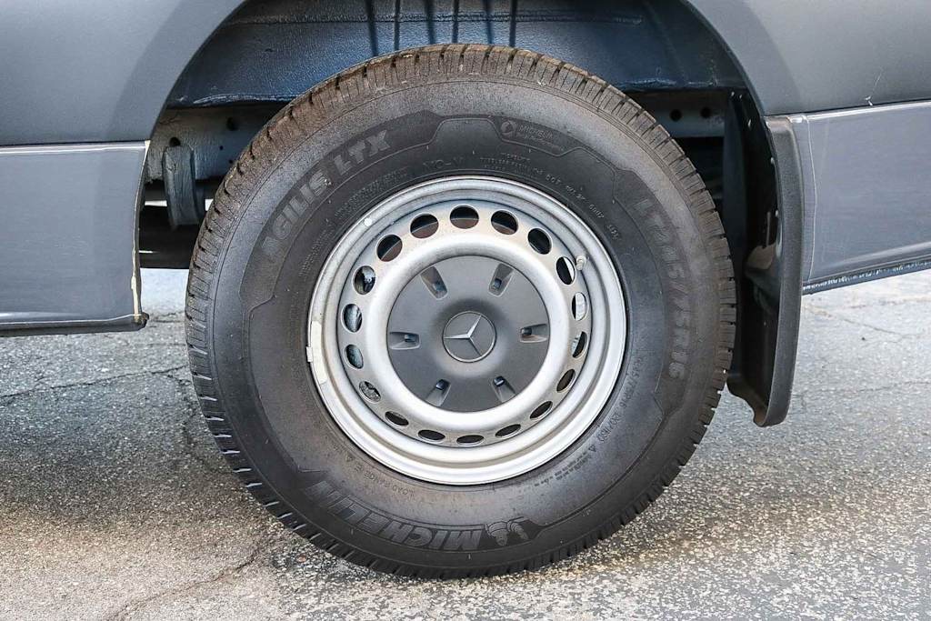 Thumbnail: 2024 Mercedes-Benz Sprinter - 7