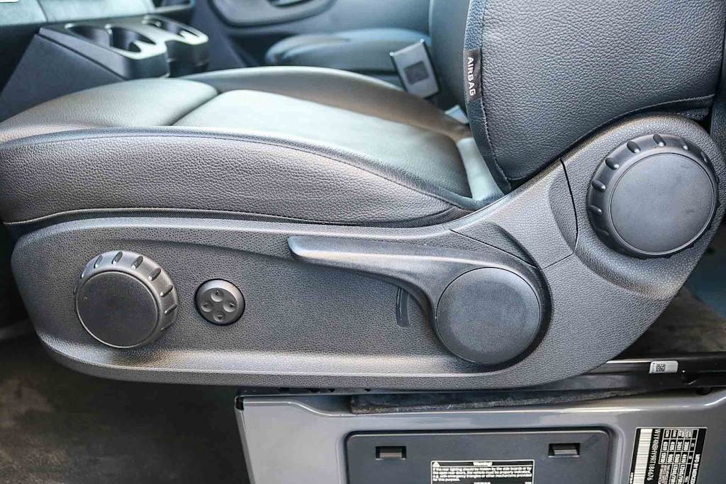 Thumbnail: 2024 Mercedes-Benz Sprinter - 23