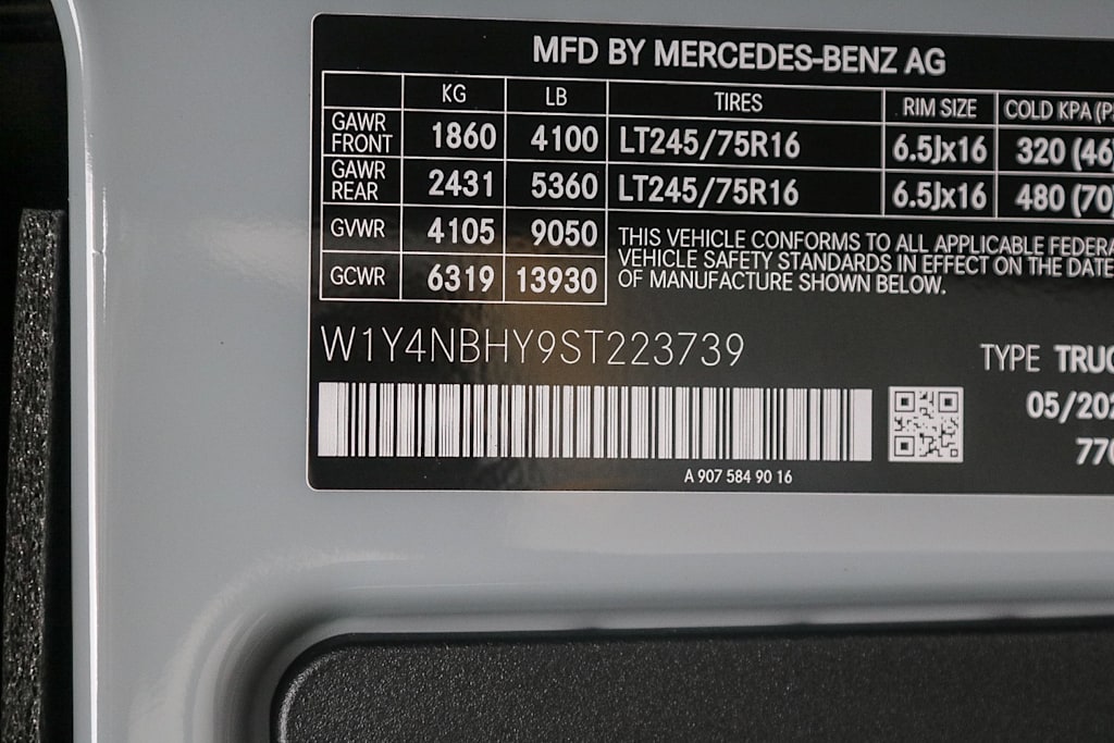 Thumbnail: 2025 Mercedes-Benz Sprinter - 15