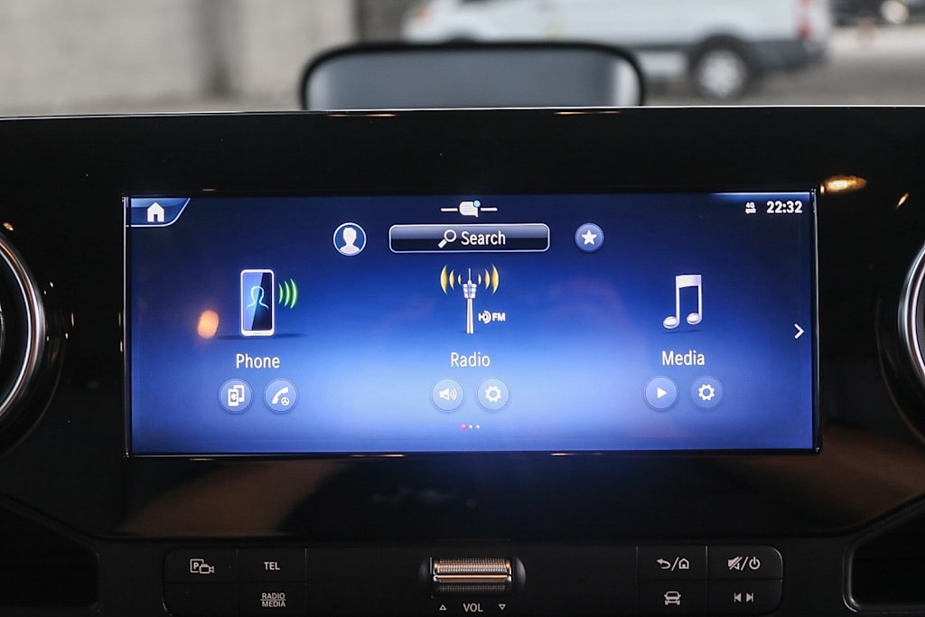 Thumbnail: 2025 Mercedes-Benz Sprinter - 12