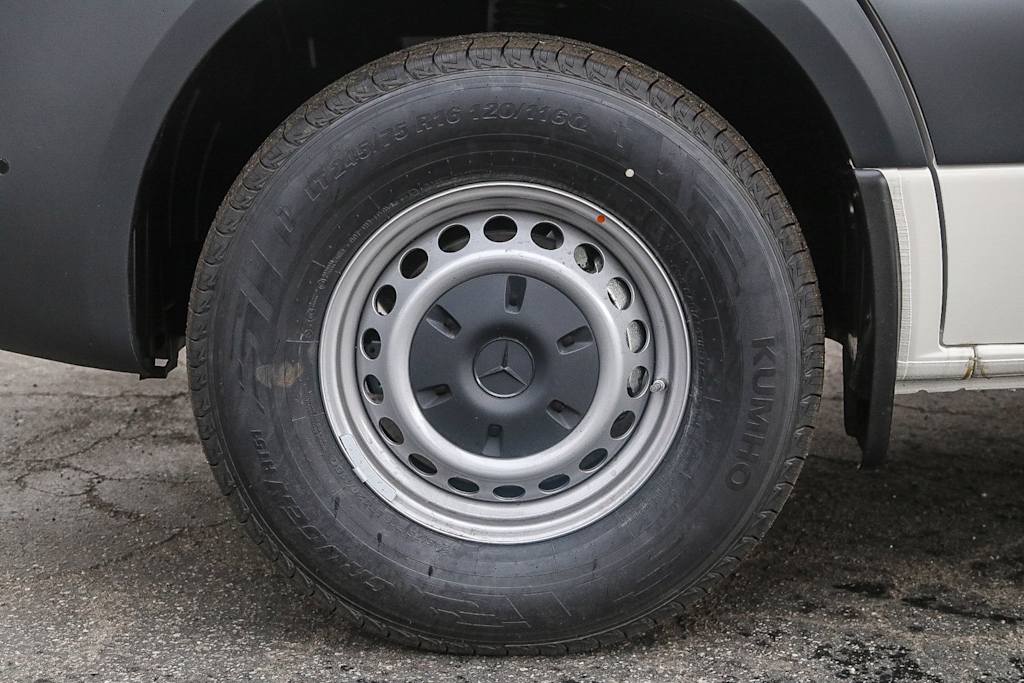 Thumbnail: 2025 Mercedes-Benz Sprinter - 20