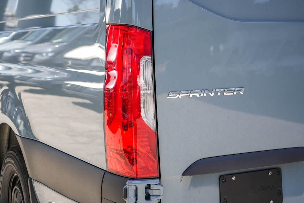 Thumbnail: 2026 Mercedes-Benz Sprinter - 20