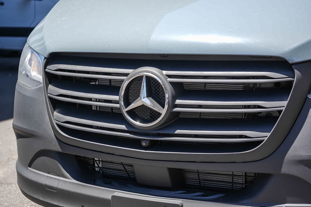 Thumbnail: 2026 Mercedes-Benz Sprinter - 6