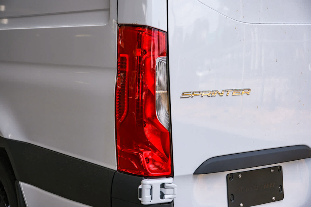Thumbnail: 2026 Mercedes-Benz Sprinter - 35