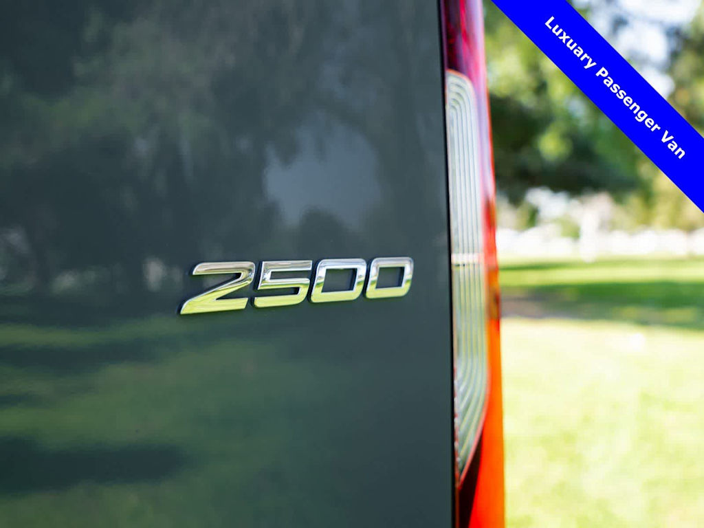 Thumbnail: 2024 Mercedes-Benz Sprinter - 35