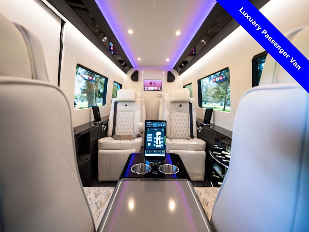 Thumbnail: 2024 Mercedes-Benz Sprinter - 64