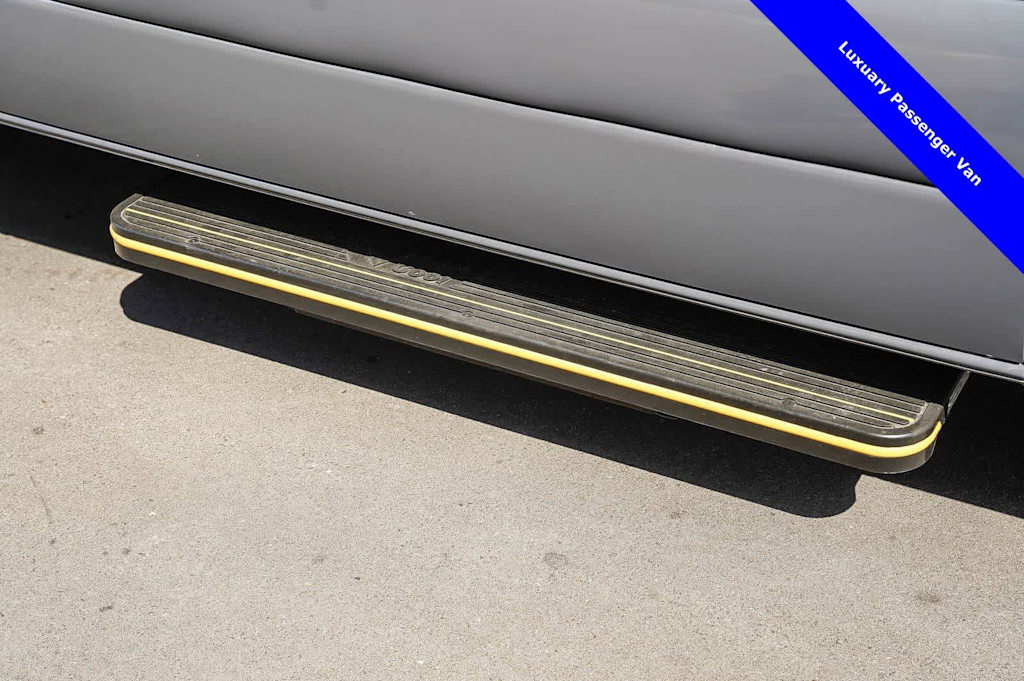 Thumbnail: 2024 Mercedes-Benz Sprinter - 25