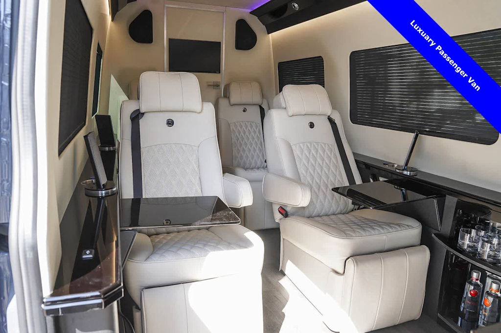 Thumbnail: 2024 Mercedes-Benz Sprinter - 66