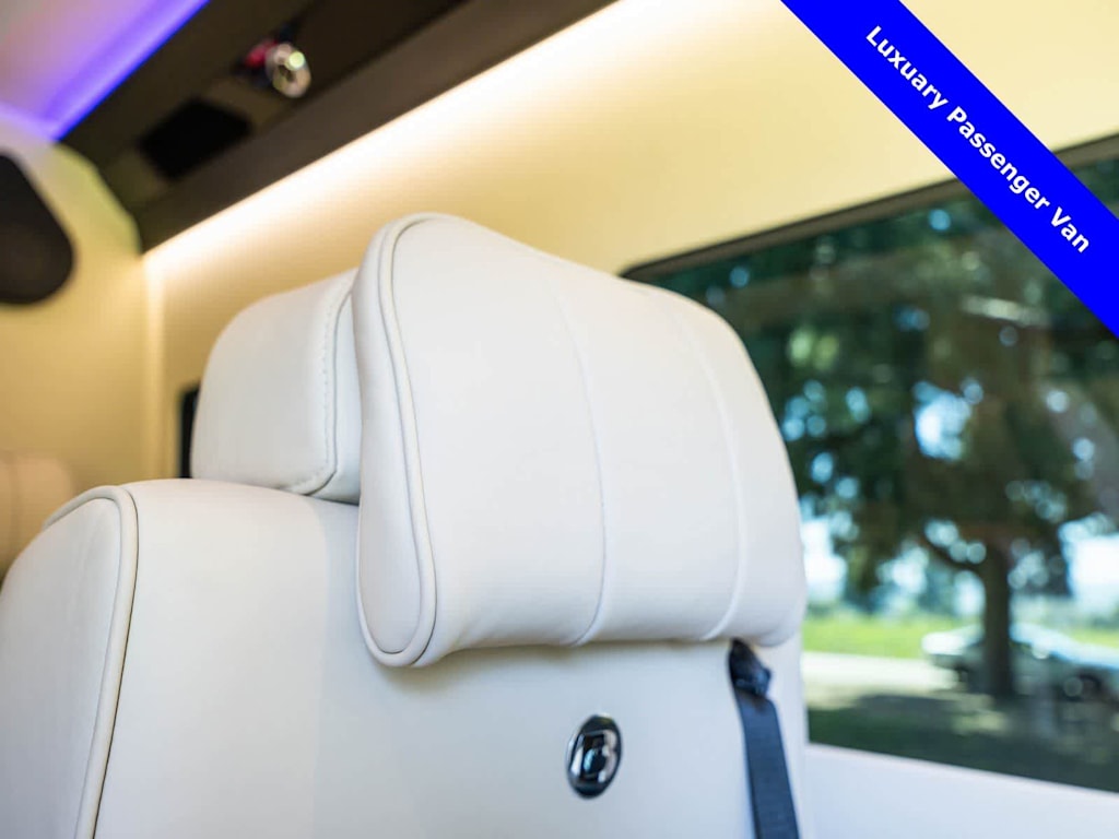 Thumbnail: 2024 Mercedes-Benz Sprinter - 62