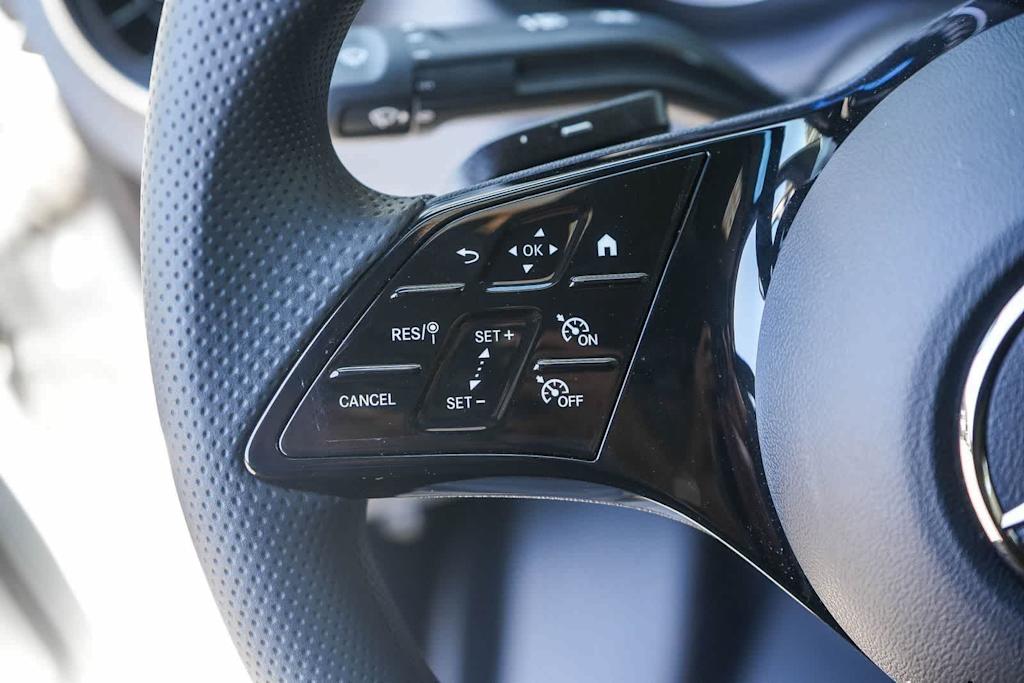Thumbnail: 2025 Mercedes-Benz eSprinter - 31