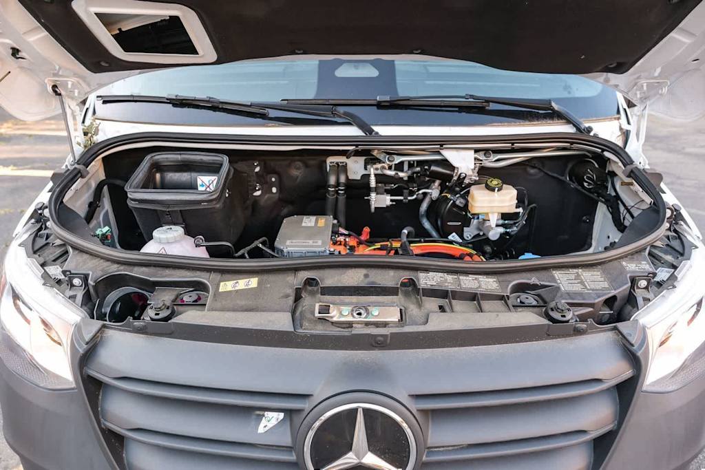 Thumbnail: 2025 Mercedes-Benz eSprinter - 6