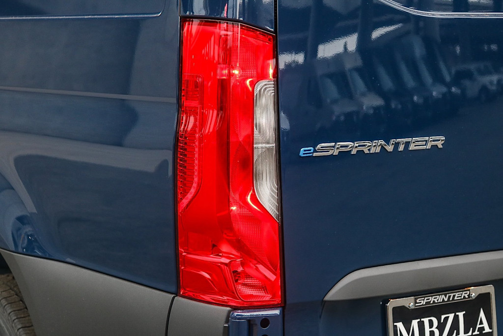 Thumbnail: 2025 Mercedes-Benz eSprinter - 19