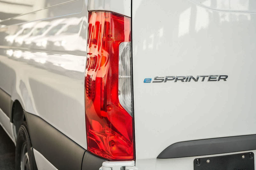 Thumbnail: 2025 Mercedes-Benz eSprinter - 18