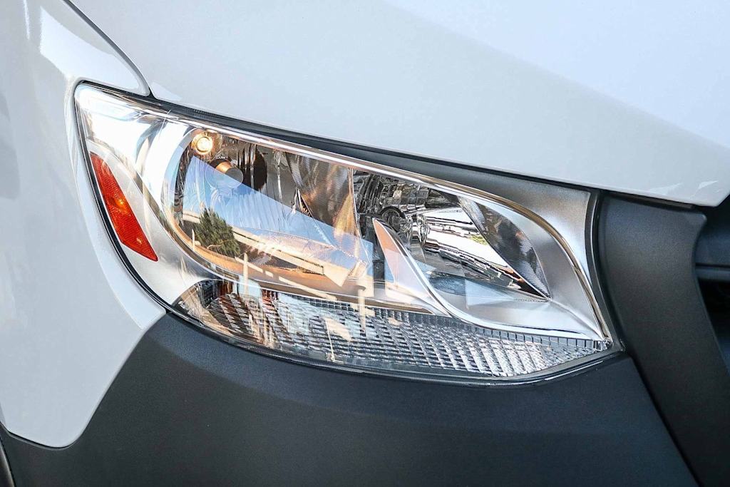 Thumbnail: 2024 Mercedes-Benz eSprinter - 16