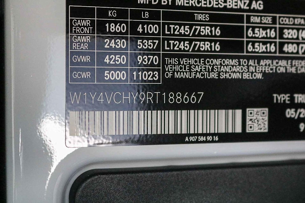 Thumbnail: 2024 Mercedes-Benz eSprinter - 14