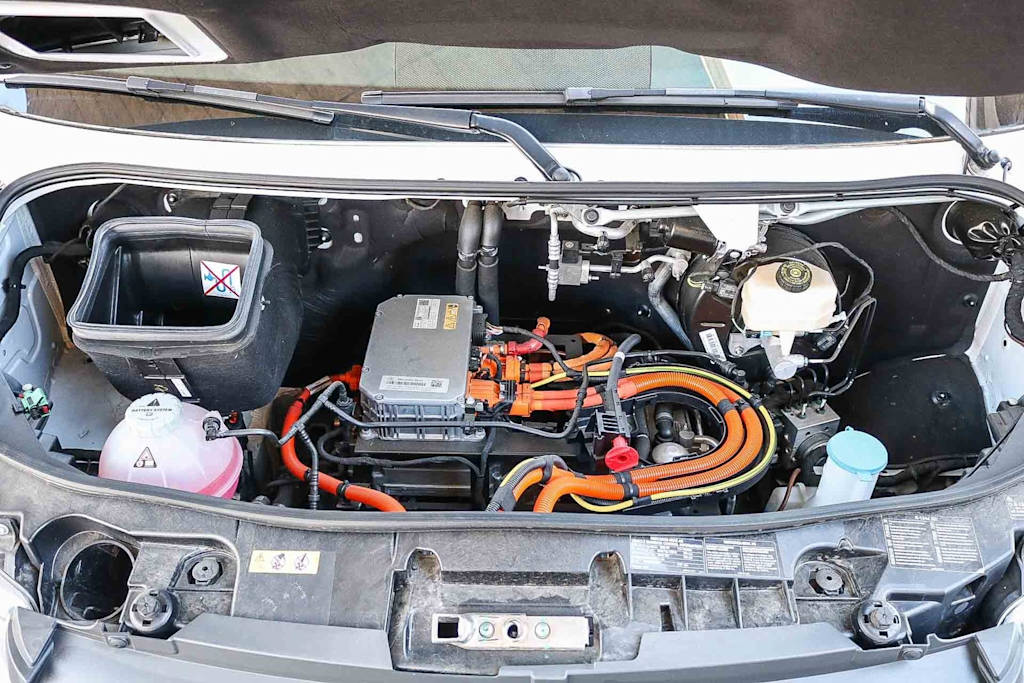 Thumbnail: 2024 Mercedes-Benz eSprinter - 7