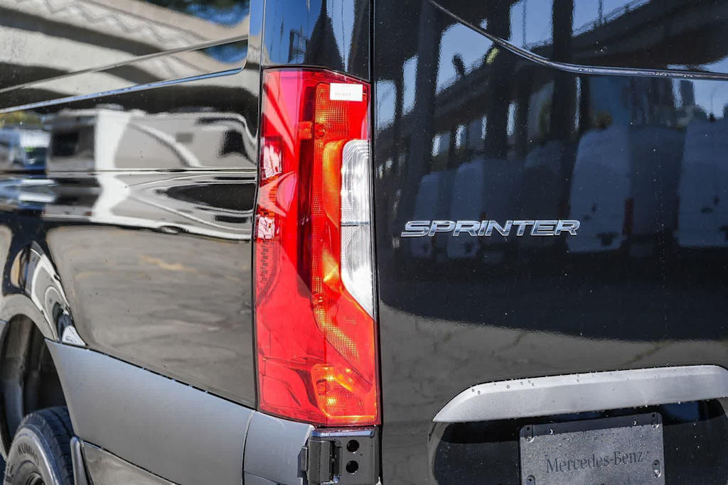 Thumbnail: 2026 Mercedes-Benz Sprinter - 6