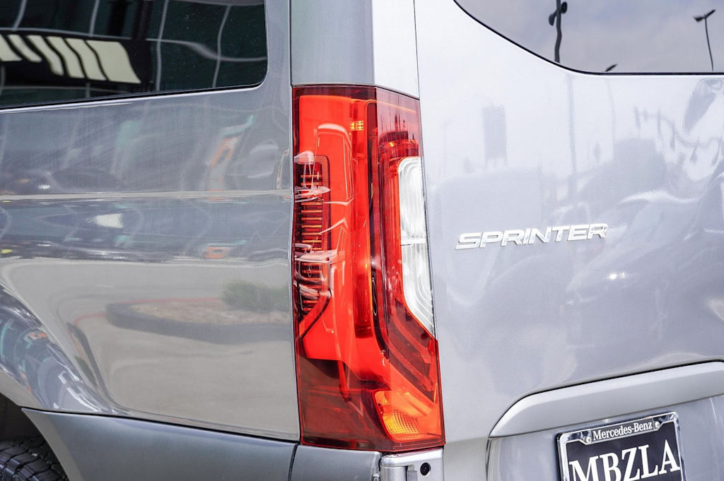 Thumbnail: 2022 Mercedes-Benz Sprinter - 18