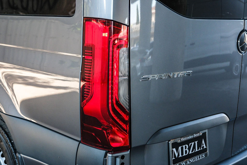 Thumbnail: 2024 Mercedes-Benz Sprinter - 19