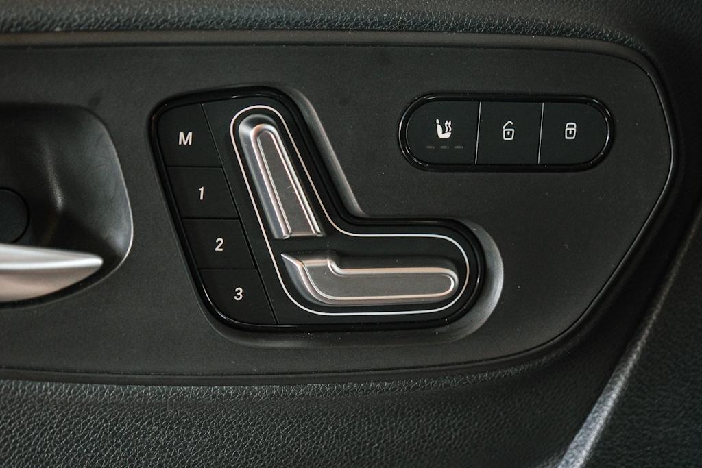 Thumbnail: 2024 Mercedes-Benz Sprinter - 29