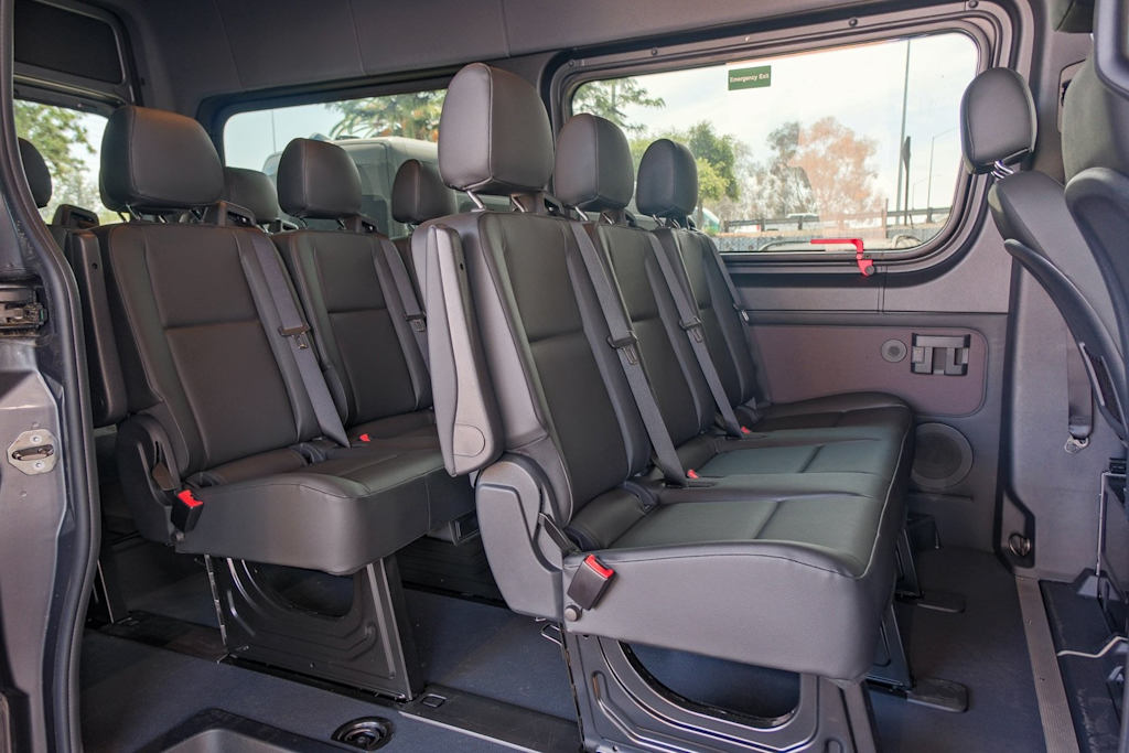 Thumbnail: 2024 Mercedes-Benz Sprinter - 10