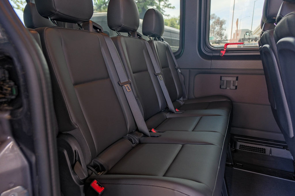 Thumbnail: 2024 Mercedes-Benz Sprinter - 21