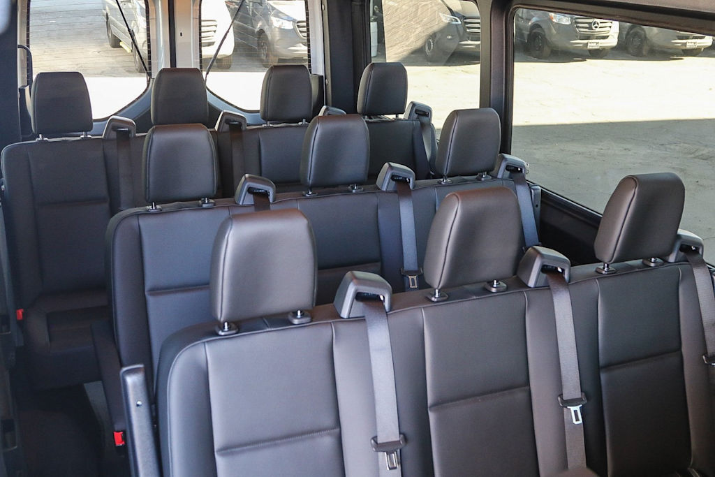 2025 Mercedes-Benz Sprinter 2500 11