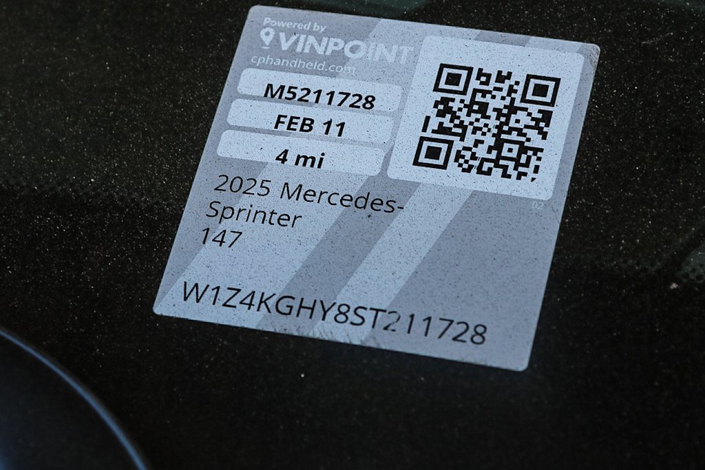 2025 Mercedes-Benz Sprinter 2500 16