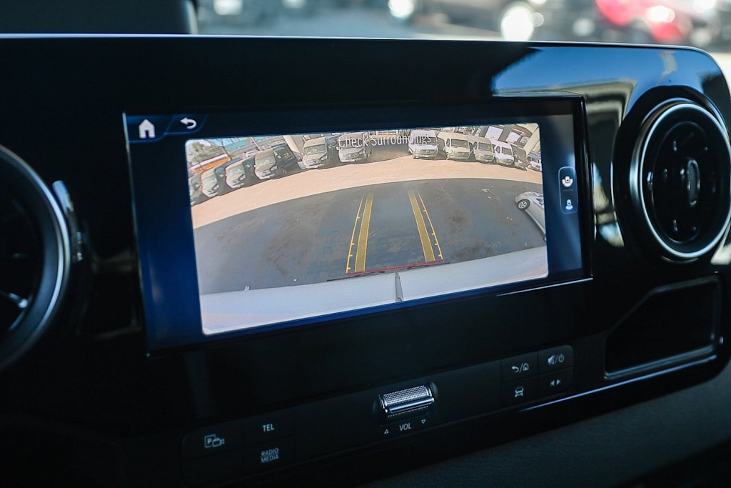 2025 Mercedes-Benz Sprinter 2500 29