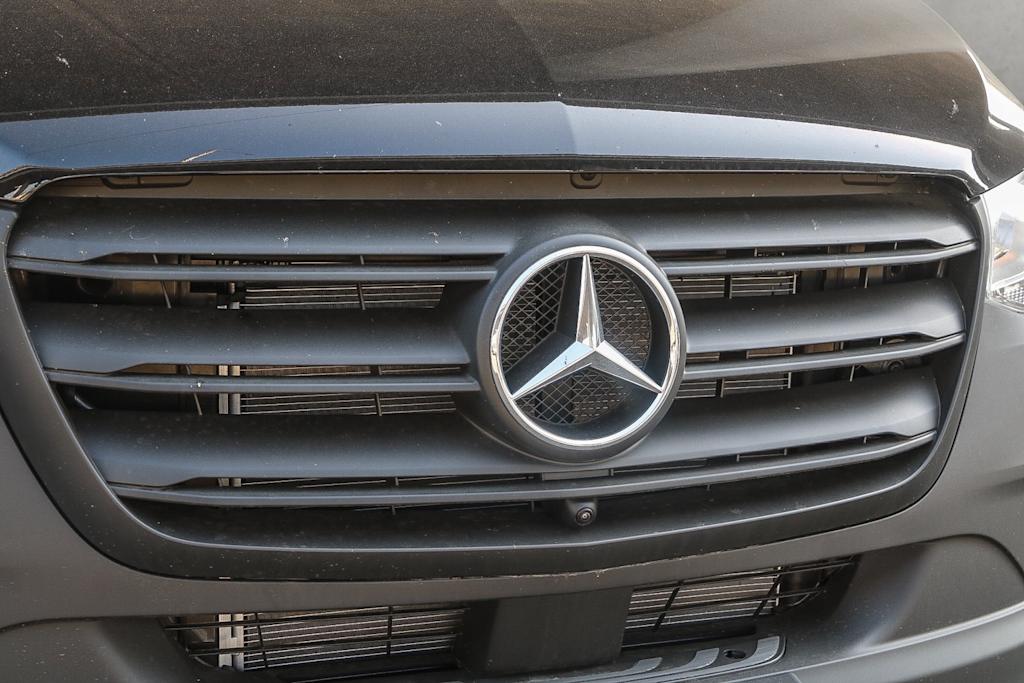 Thumbnail: 2025 Mercedes-Benz Sprinter - 6