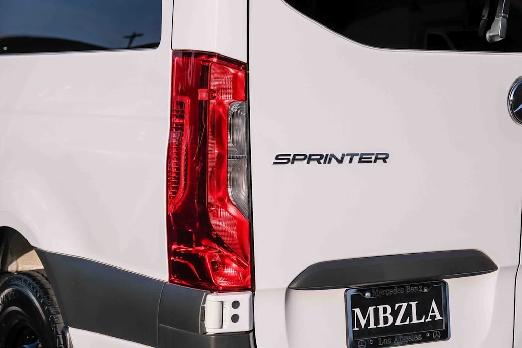 Thumbnail: 2024 Mercedes-Benz Sprinter - 17