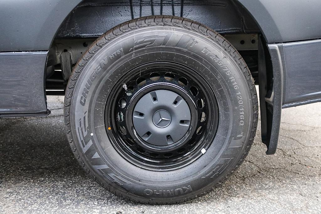 Thumbnail: 2025 Mercedes-Benz Sprinter - 7