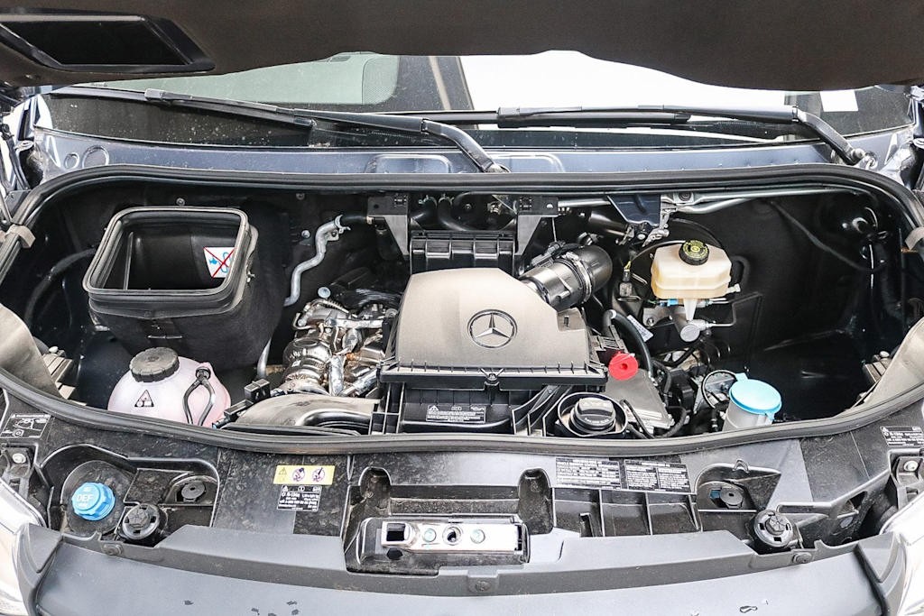 Thumbnail: 2025 Mercedes-Benz Sprinter - 8