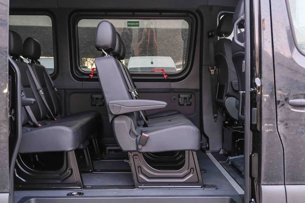 Thumbnail: 2026 Mercedes-Benz Sprinter - 9