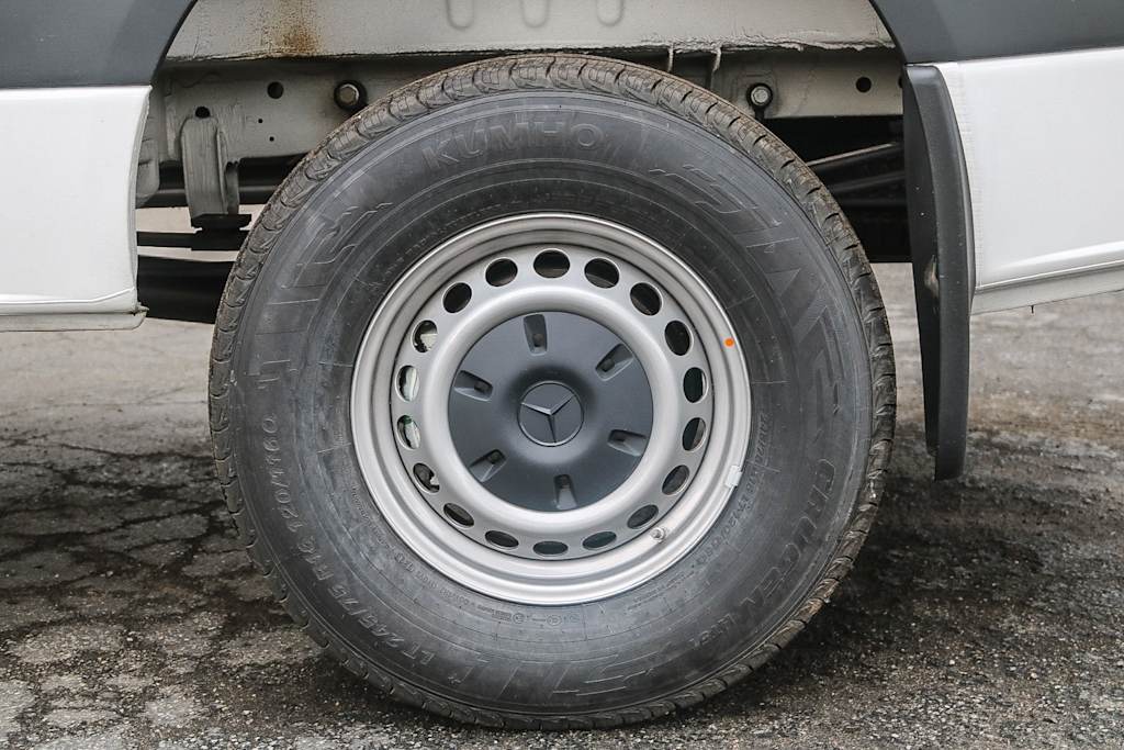 Thumbnail: 2025 Mercedes-Benz Sprinter - 7