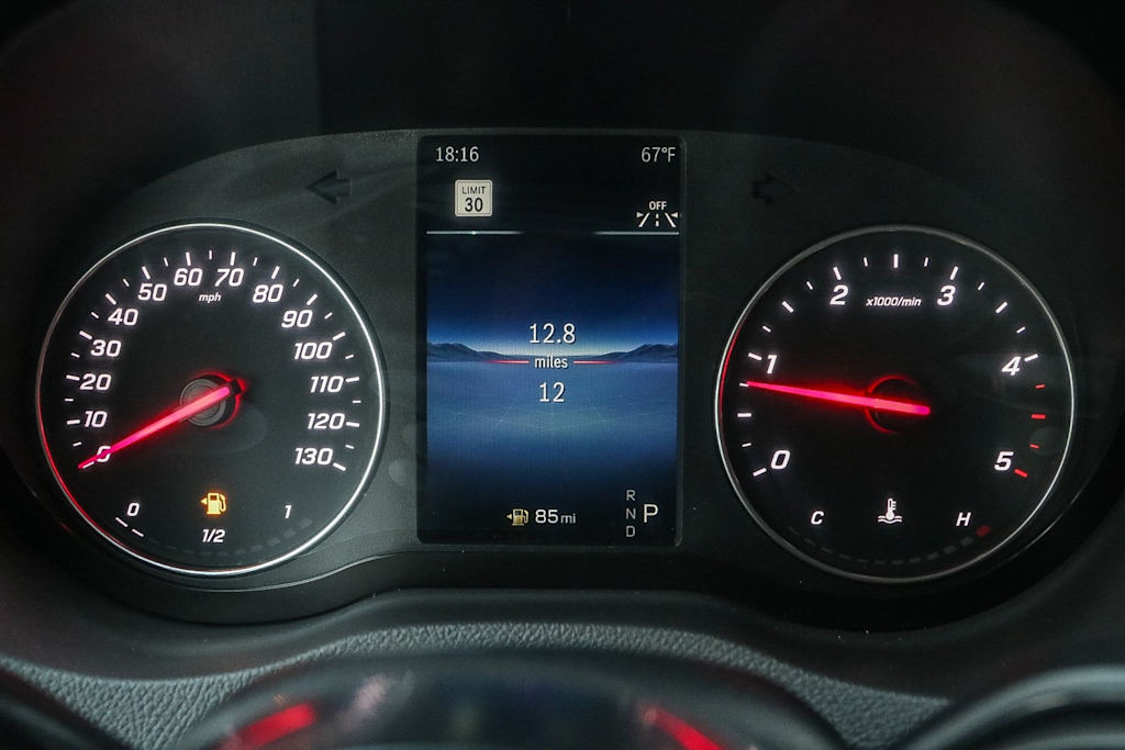 Thumbnail: 2025 Mercedes-Benz Sprinter - 14