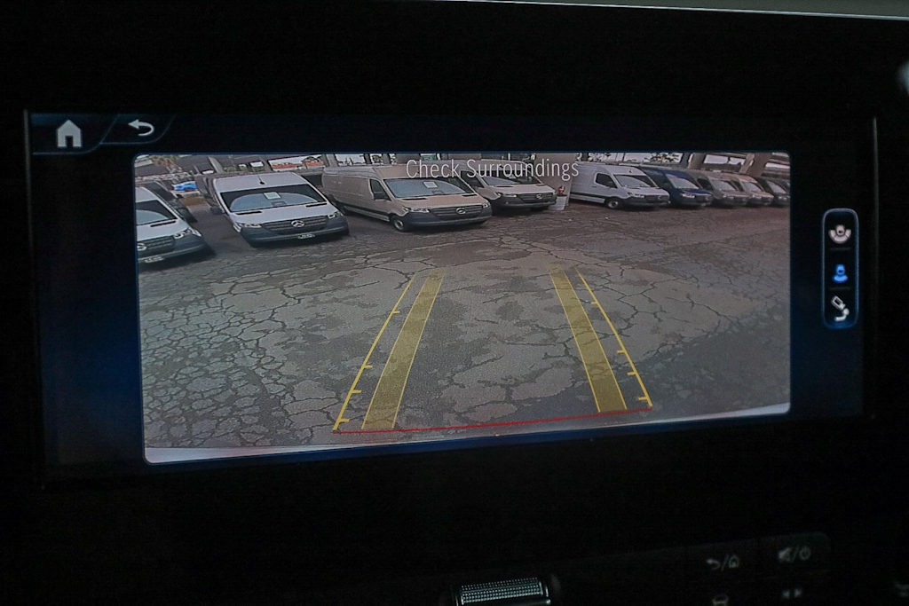 Thumbnail: 2025 Mercedes-Benz Sprinter - 27