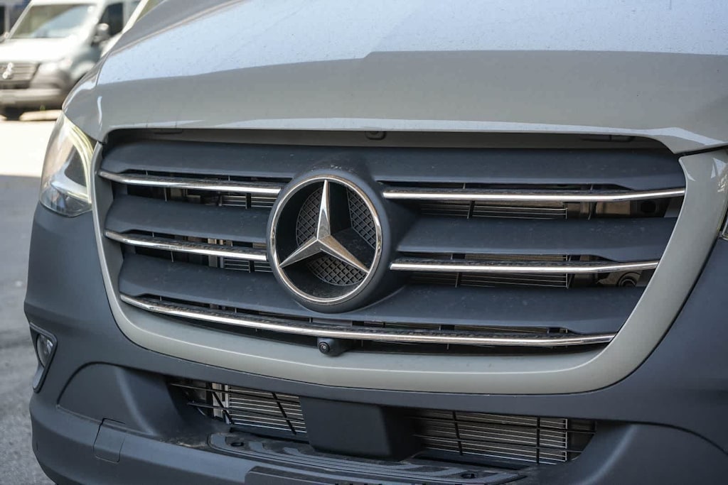 Thumbnail: 2026 Mercedes-Benz Sprinter - 18