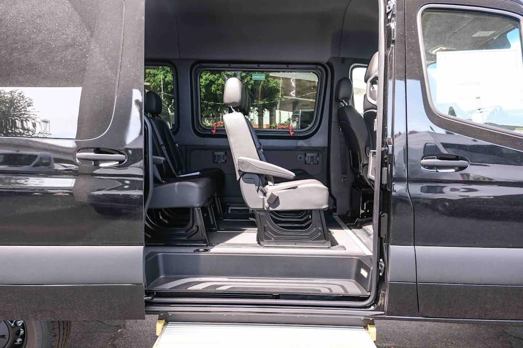 Thumbnail: 2026 Mercedes-Benz Sprinter - 11