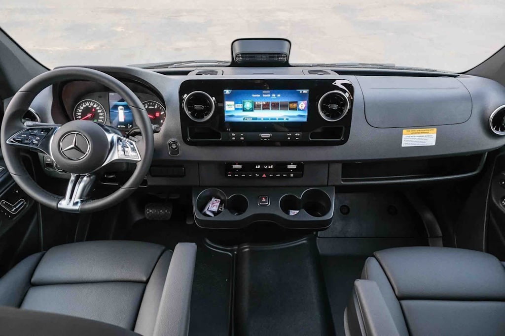 Thumbnail: 2026 Mercedes-Benz Sprinter - 2