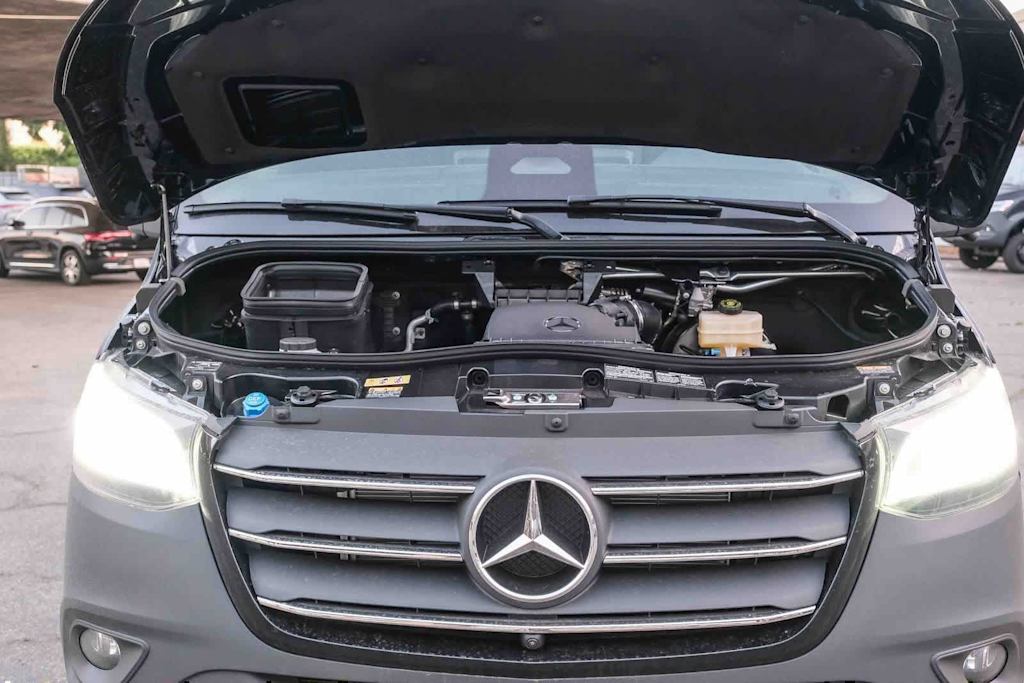 Thumbnail: 2026 Mercedes-Benz Sprinter - 9