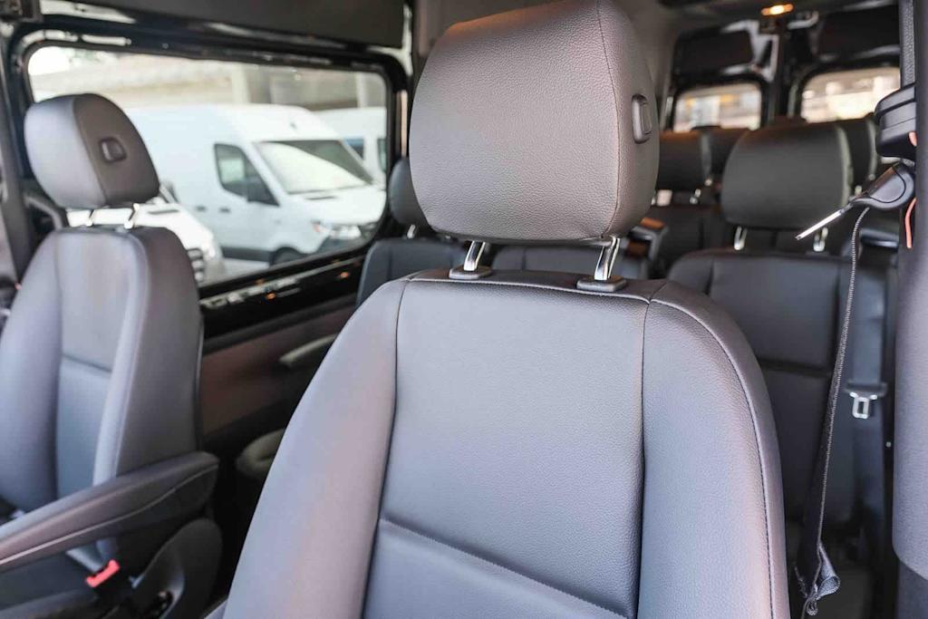 Thumbnail: 2026 Mercedes-Benz Sprinter - 31